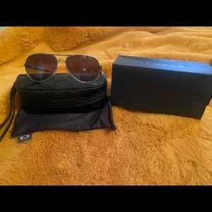 Women’s Oakley Feedback 4079. Brand new.